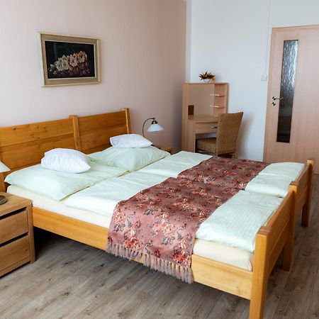 Hotel Cementar Hranice  Bagian luar foto