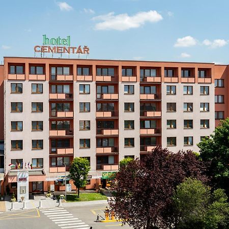 Hotel Cementar Hranice  Bagian luar foto